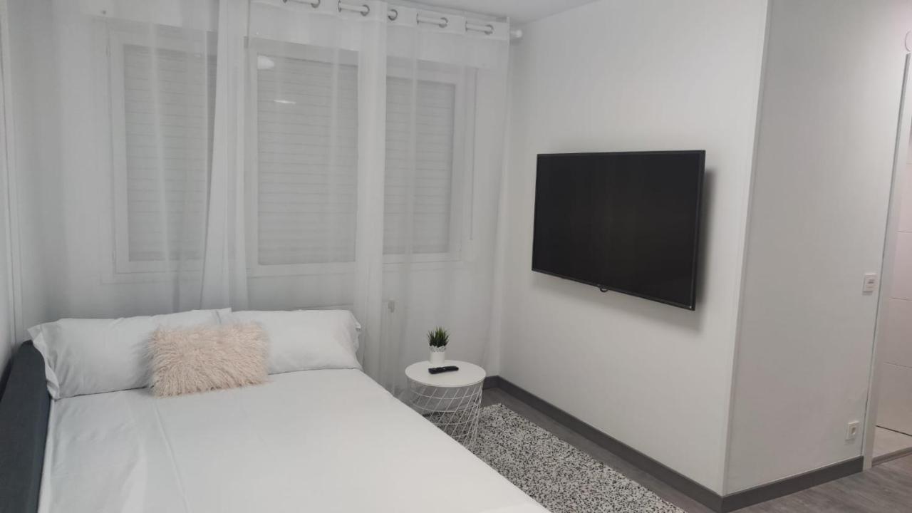 Casa Gascona Con Parking, Wifi Y Netflix Gratis!! By Delabra Apartments Oviedo Exterior photo